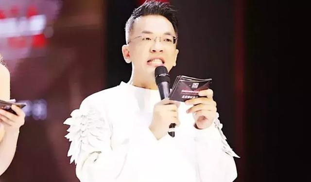 演员卓凡的温馨日常点滴