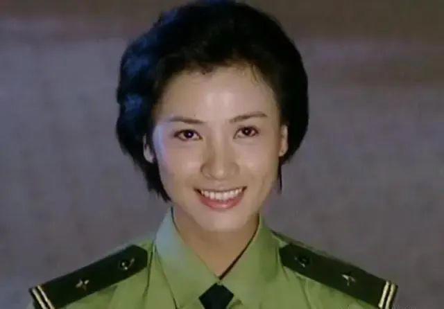 警察女演员，职业女性的光辉与担当